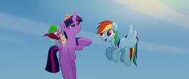 Rainbow sings -we got this together- to Twilight MLPTM