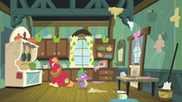 Spike and Big Mac in a messy kitchen S8E10