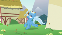 Trixie dizzy and covered in cinnamon nuts S7E2