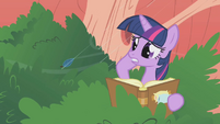 Twilight nothing about branches S1E8