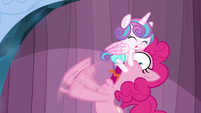 Pinkie shocked by Flurry Heart S6E2