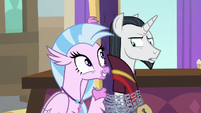 Silverstream appears behind Neighsay S8E26
