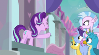 Starlight reminds students about Spell-venger Hunt S8E15