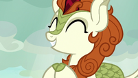 Autumn Blaze clapping her hooves S8E23