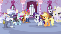 Rarity intervenes in the belt argument S7E9