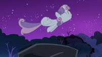 Sweetie Belle in the air S3E06