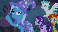 Trixie determines the wind's direction S9E11