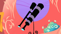 It's a telescope! Twilight wins!