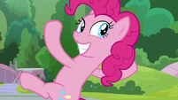 Pinkie Pie about to speed off S9E15