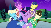 Twilight and her choir S1E26