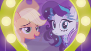 Applejack and Rara look at Rara's reflection S5E24