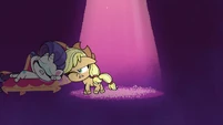 Applejack pushes Rarity's fainting couch PLS1E6a.png (711 KB)