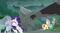 Black tendril pierces pillar near Rarity and Fluttershy S7E26