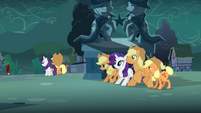 Rarity, Applejack, Granny Smith and Big McIntosh waiting S3E5