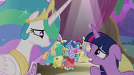 Twilight Sparkle -we don't have a sun!- S8E7