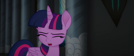 Twilight Sparkle apologizing to Pinkie Pie MLPTM