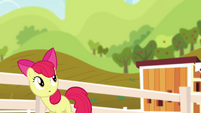 Apple Bloom watching Pinkie twirl S4E09