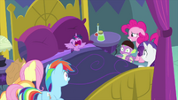 Baby Twilight Sparkle starts crying MLPS2