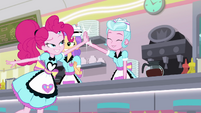 Pinkie Pie high-fiving her coworkers EGDS39