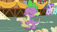 Spike "learn more about friendship" S7E15.png (935 KB)
