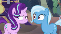 Starlight and Trixie observing Hoo'Far S8E19