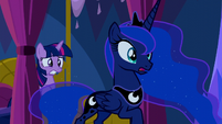 Twilight and Princess Luna in shock S5E13