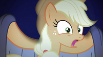 Applejack '...and hide!' S4E07