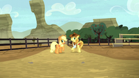 Applejack notices the Crusaders missing S5E6