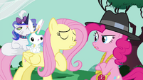 Fluttershy and Pinkie arguing S4E21