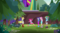 Pinkie Pie pointing at the entrance lines EGSBP