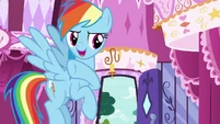 Rainbow Dash "mane or no mane!" S7E19.png (850 KB)