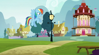 Rainbow gets ignored by Pinkie S5E19