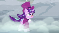 Snowfalls hears the Spirit of Hearth's Warming Yet To Come S06E08