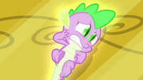 Spike scratches himself S6E5