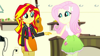 Sunset Shimmer takes Fluttershy's hand SS7