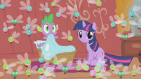 Twilight and Spike surrounded by parasprites S1E10