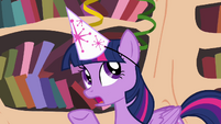 Twilight explaining to Rainbow Dash S4E04