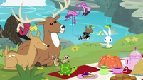 All animals eating food except Angel S8E4