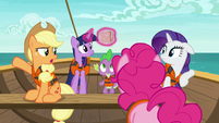 Applejack "what in the hay does that have to do" S6E22