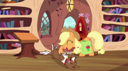 Applejack petting Winona S03E11