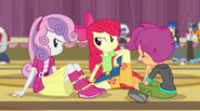 Cutie Mark Crusaders in the gymnasium EG2