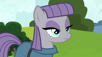 Maud Pie looking at the castle door S7E4