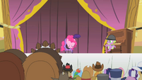 Pinkie Pie taking a bow S1E21