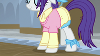 Rarity appears in a new outfit S8E16