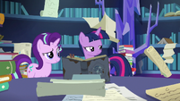 Twilight Sparkle slightly annoyed at Spike S7E25