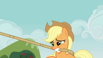 Applejack getting pulled S3E03