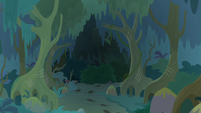 Beast tracks lead deep into the forest S9E12