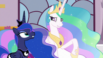 Celestia and Luna smiling at each other S7E26