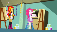 Pinkie Pie -right in front of me all along!- SS10
