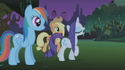 Rainbow dash's tail missing the yellow and green highlights